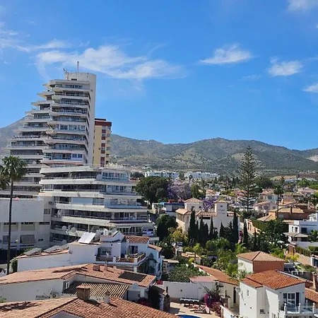 Santa Ana, Pool, 2 Free Parking, Wifi, 3 Bedrooms, For 6-7 People, Large Terrace With Sea View アパート ベナルマデナ