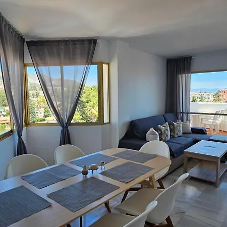アパート Santa Ana, Pool, 2 Free Parking, Wifi, 3 Bedrooms, For 6-7 People, Large Terrace With Sea View