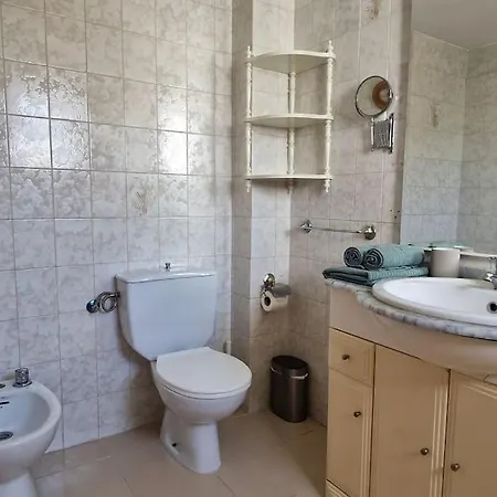 Santa Ana, Pool, 2 Free Parking, Wifi, 3 Bedrooms, For 6-7 People, Large Terrace With Sea View アパート ベナルマデナ